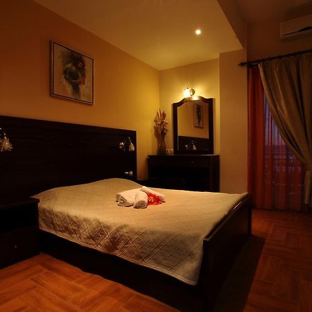 Pantheon Hotel & Suites Nerotrivia Phòng bức ảnh